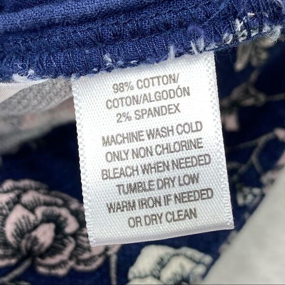 Ann Taylor LOFT Riviera Floral Woven Flat Front Shorts Size 10 Blue - Picture 9 of 10